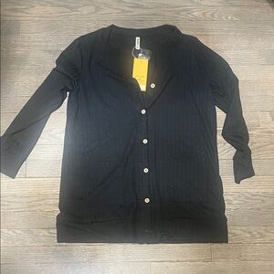 Chic Black Cardigan by CC